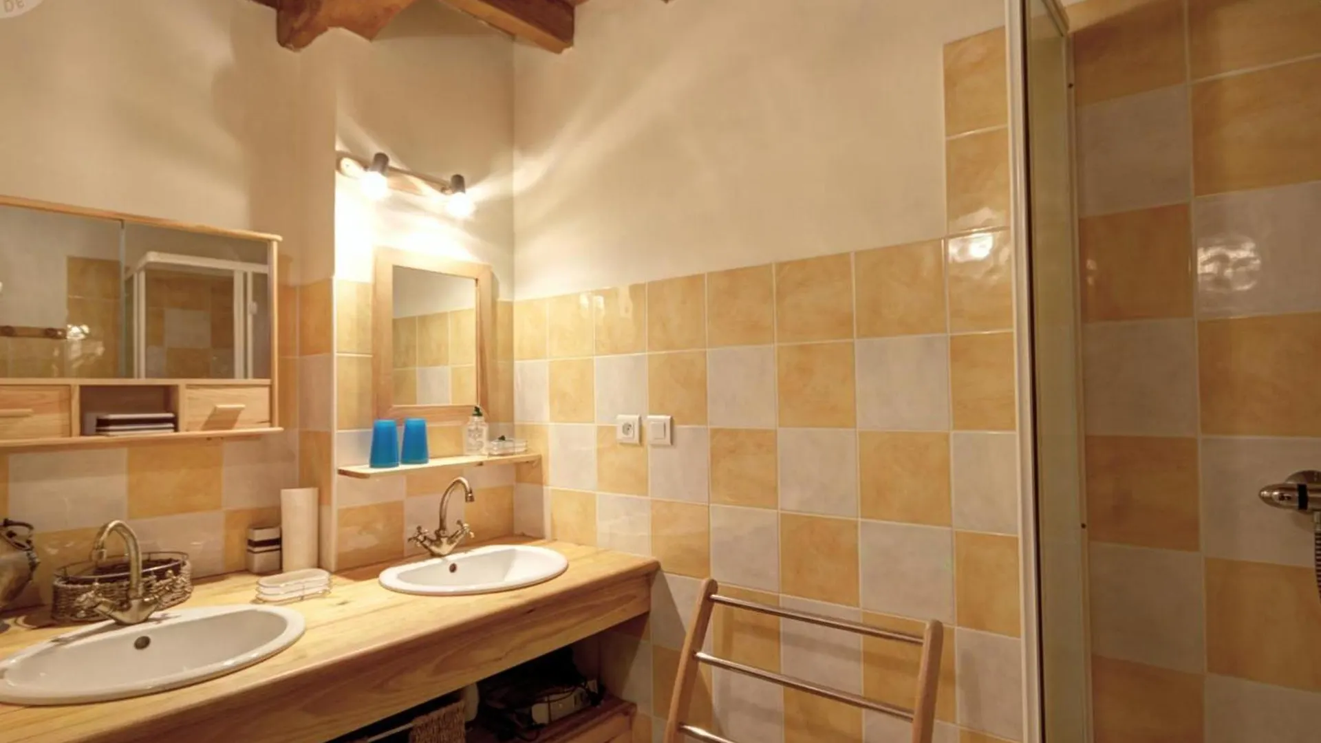 Charmant Gite Avec Terrasse, Cheminee Et Jardin, A Proximite Des Bois, Animaux Acceptes - Fr-1-496-205 Saint-Jean-Soleymieux